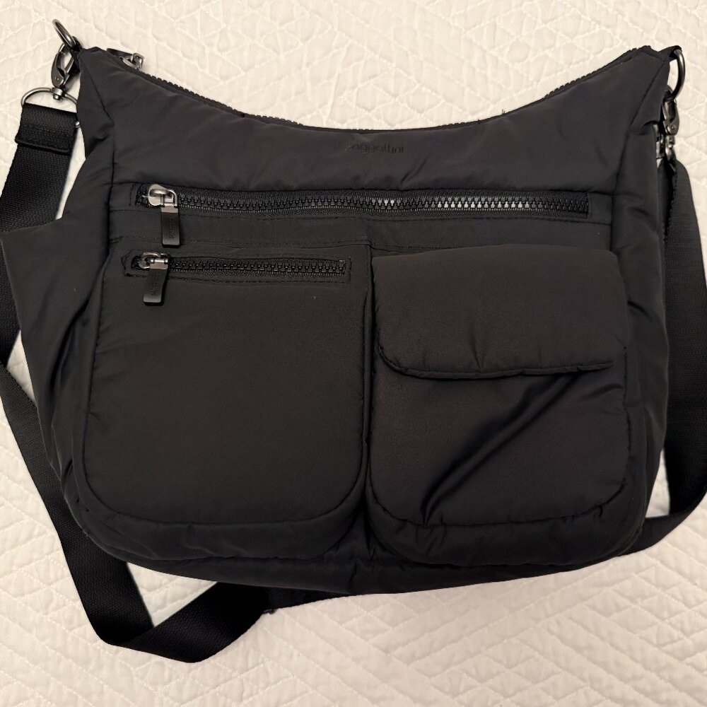 Baggallini Everywhere Bagg With RFID Protection, New (Never Used)